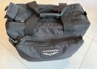 Jeppesen – pilotní letecká taška / Flight Bag