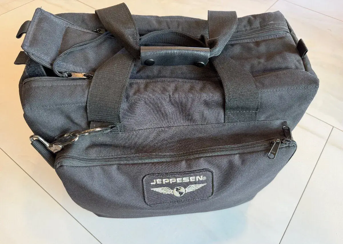 Jeppesen – pilotní letecká taška / Flight Bag