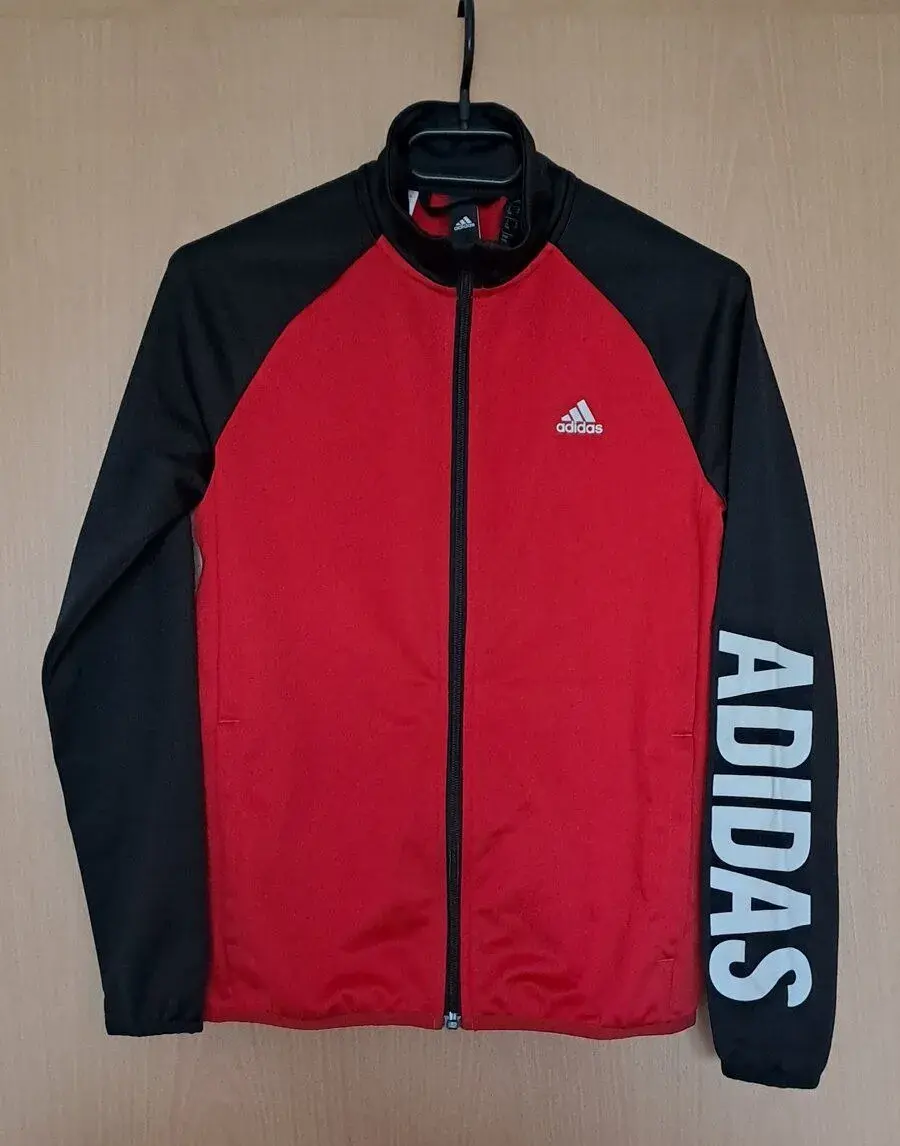 Chlapecká tréninková bunda Adidas