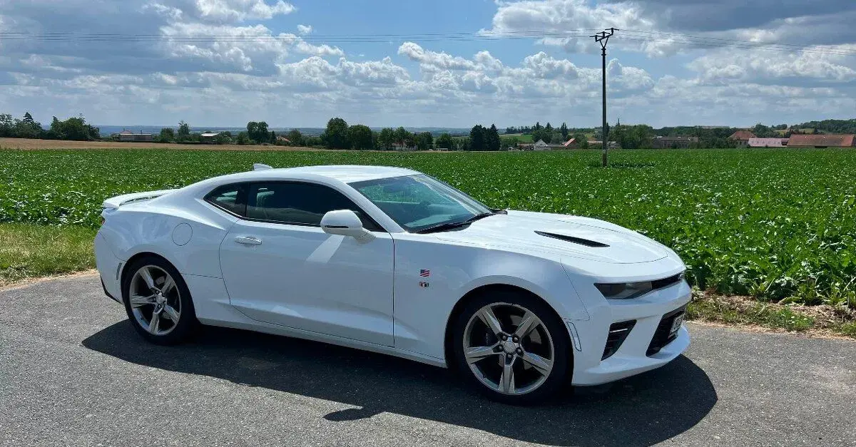 Chevrolet Camaro – 2017, 57 200 km