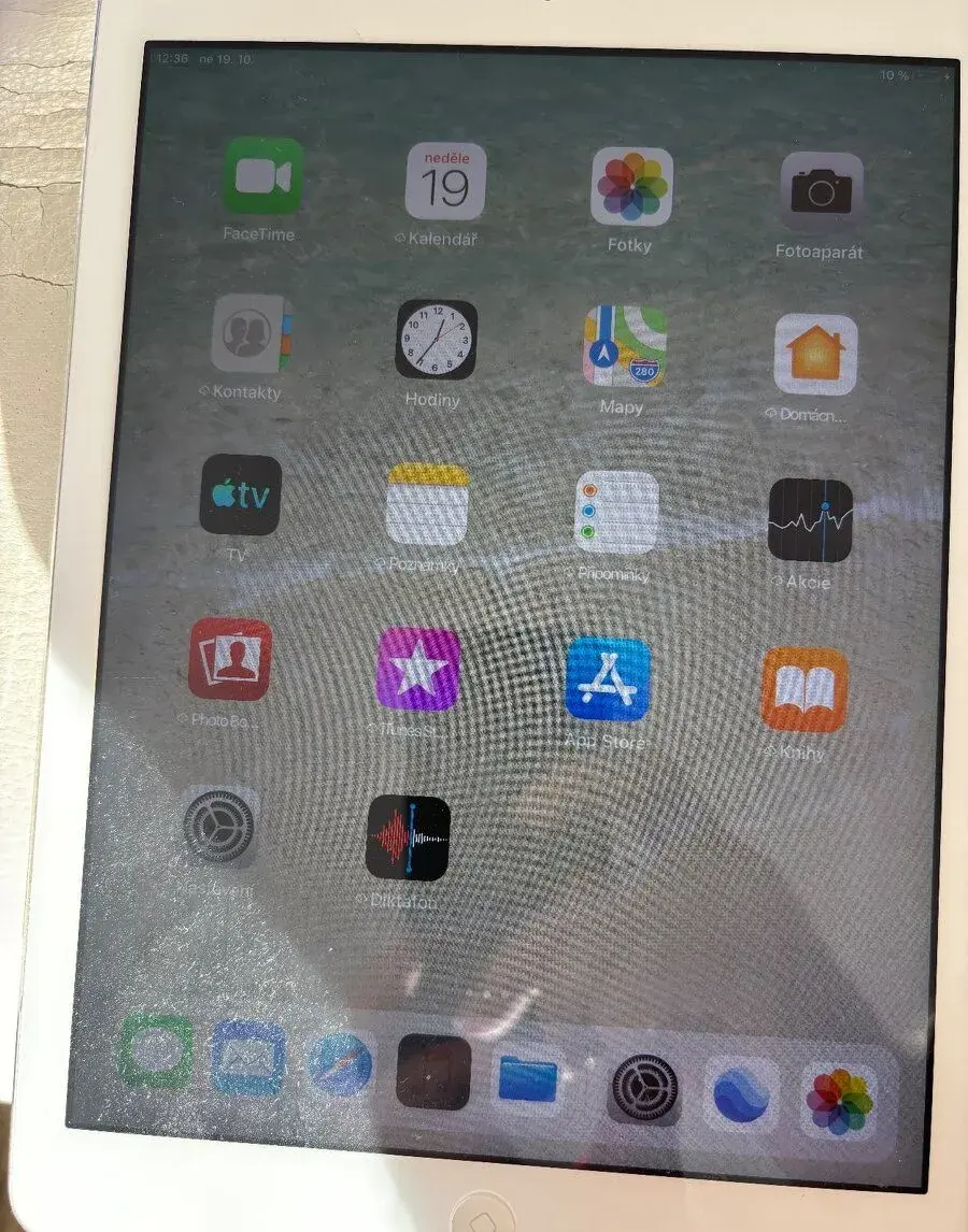 Starší I Pad Air