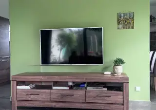 Komoda pod TV
