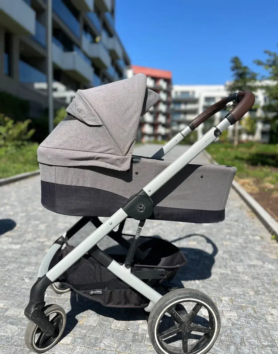 Cybex Balios S Lux 2024 – kompletní set, velmi dobrý stav