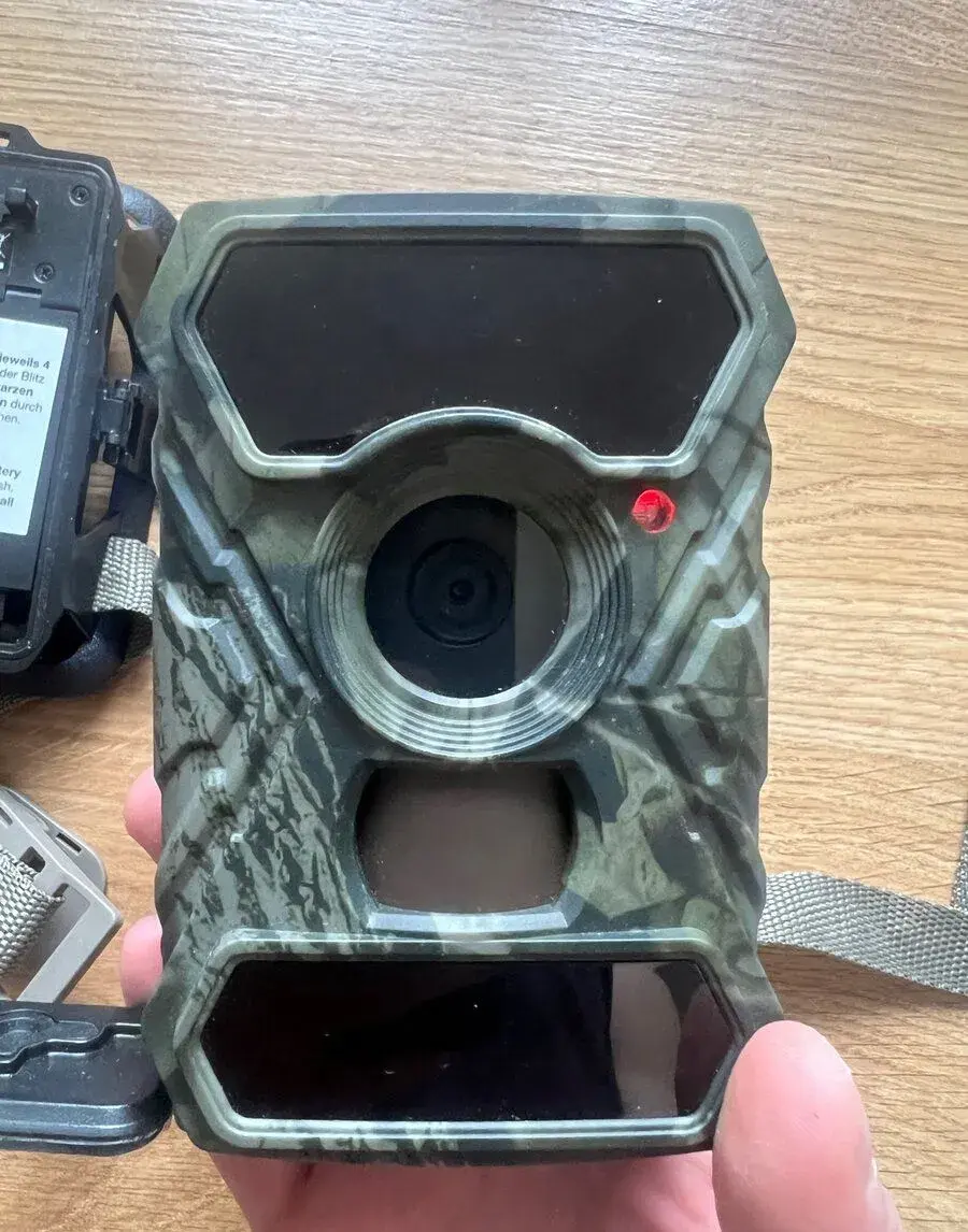 Fotopast SECACAM – 12MP, Full HD, funkční, SD karta, baterie