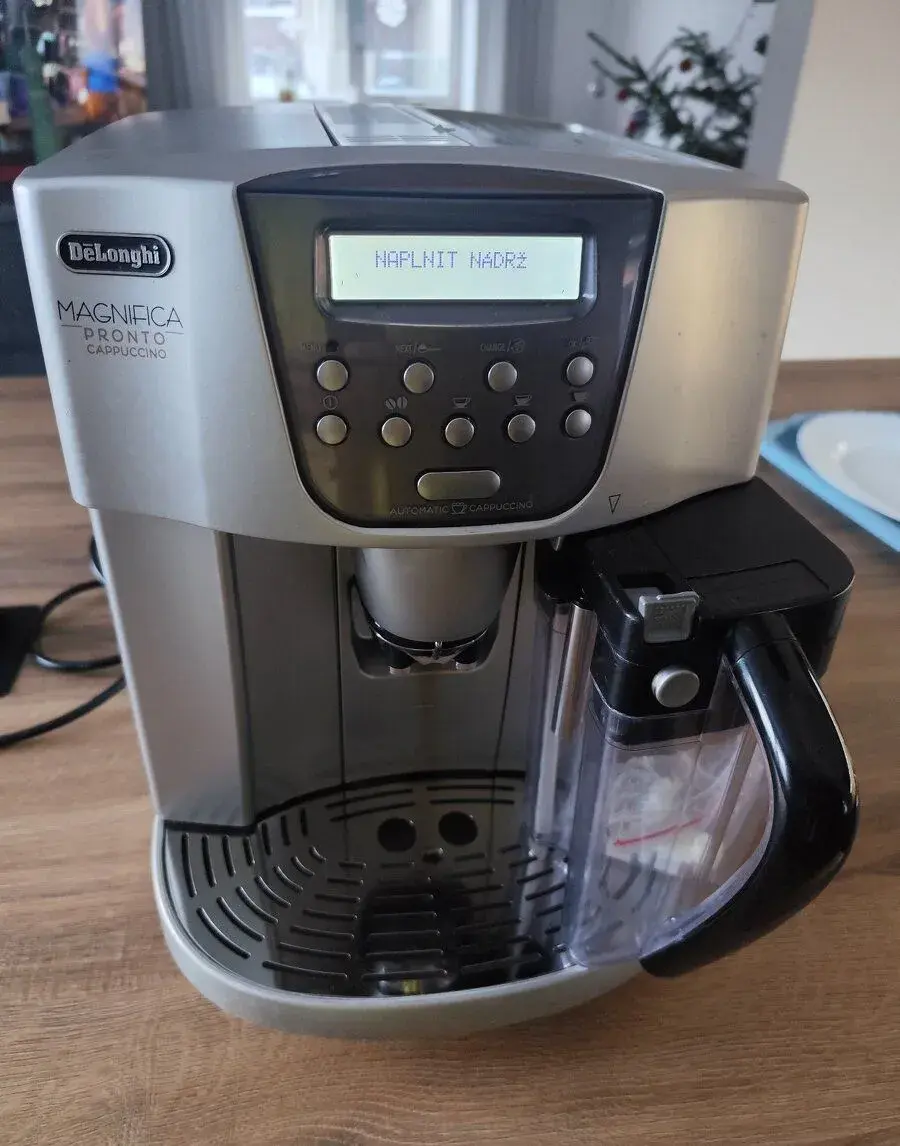 DeLonghi MAGNIFICA PRONTO cappuccino