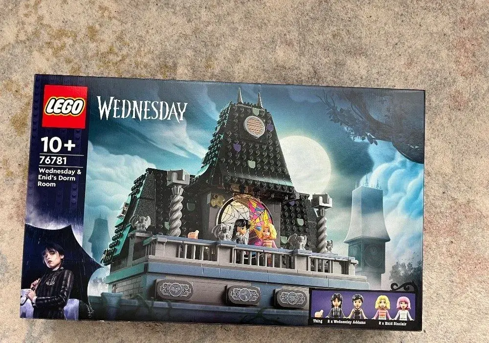 Lego 76781 Pokoj Wednesday a Enid