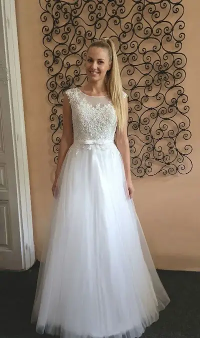 IVORY SVATEBNÍ ŠATY DO TANEČNÍCH v.38