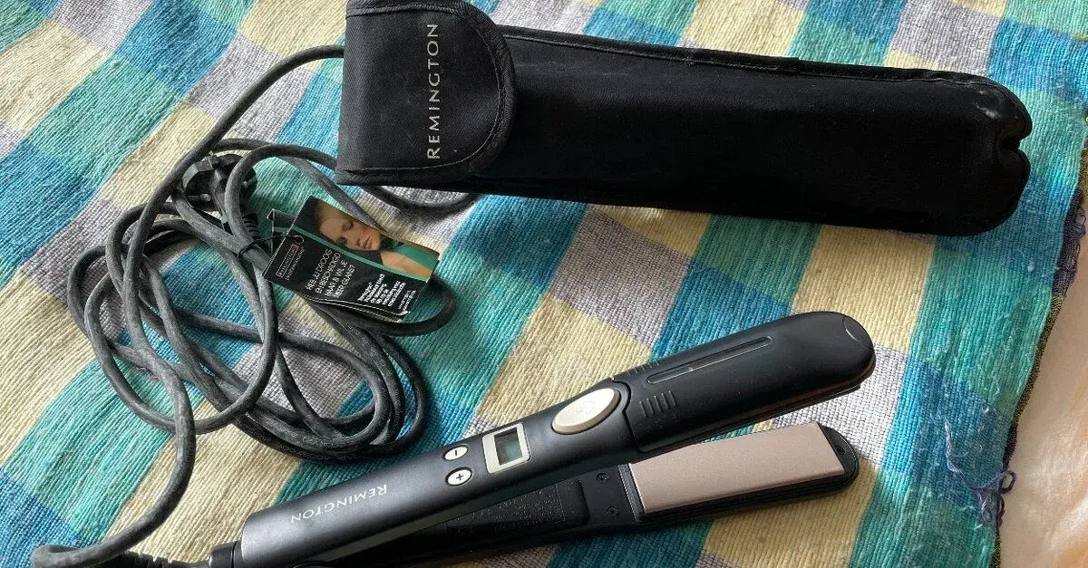 Žehlička na vlasy Remington S9000