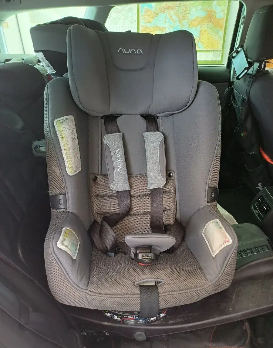 Otočná autosedačka Nuna prym 40-105 cm, max18 kg