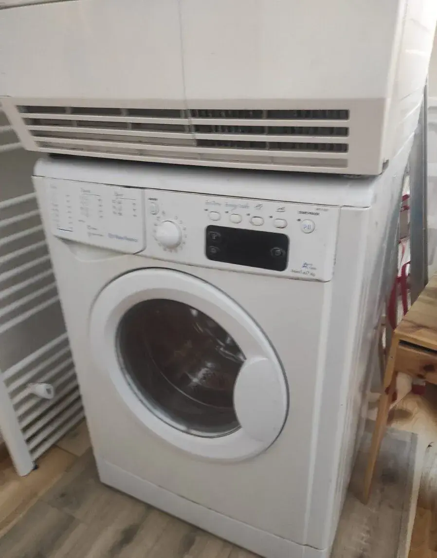 Pračka Indesit EcoTime IWE 71082 (SLIM verze na 7 kg)