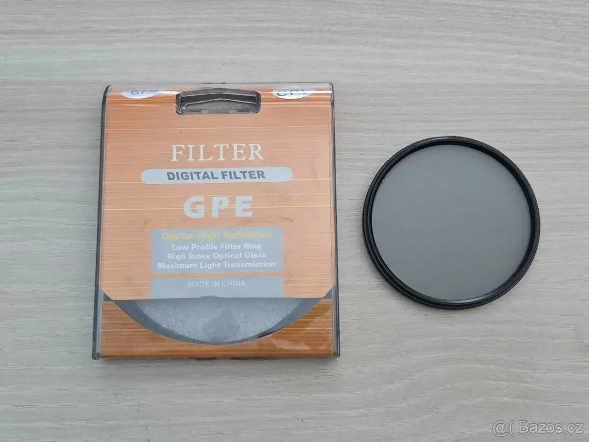 Polarizační filtr otočný 67 mm