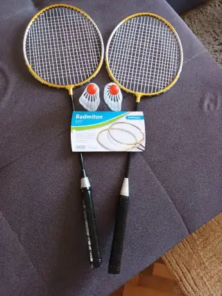 Nové bandmintonové pálky