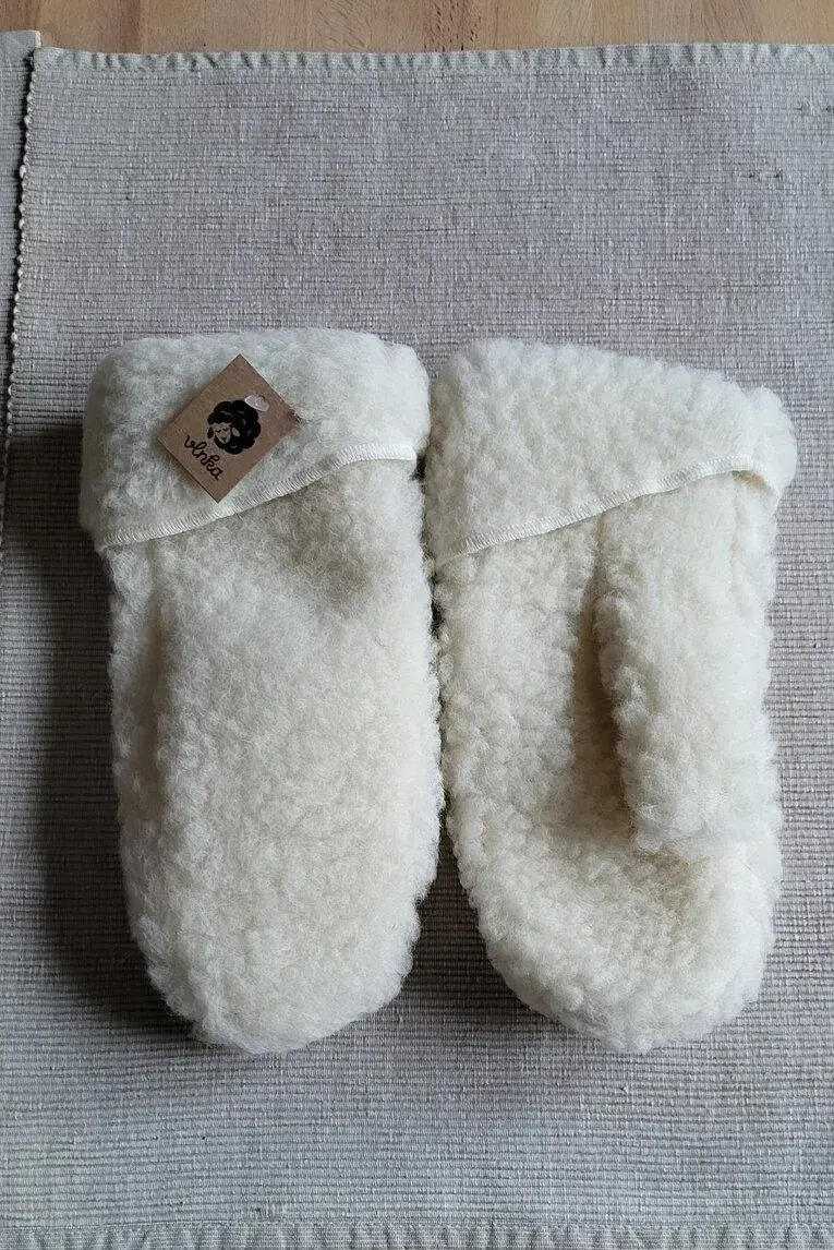 Rukavice 100% ovčí vlna nenošené-dámské