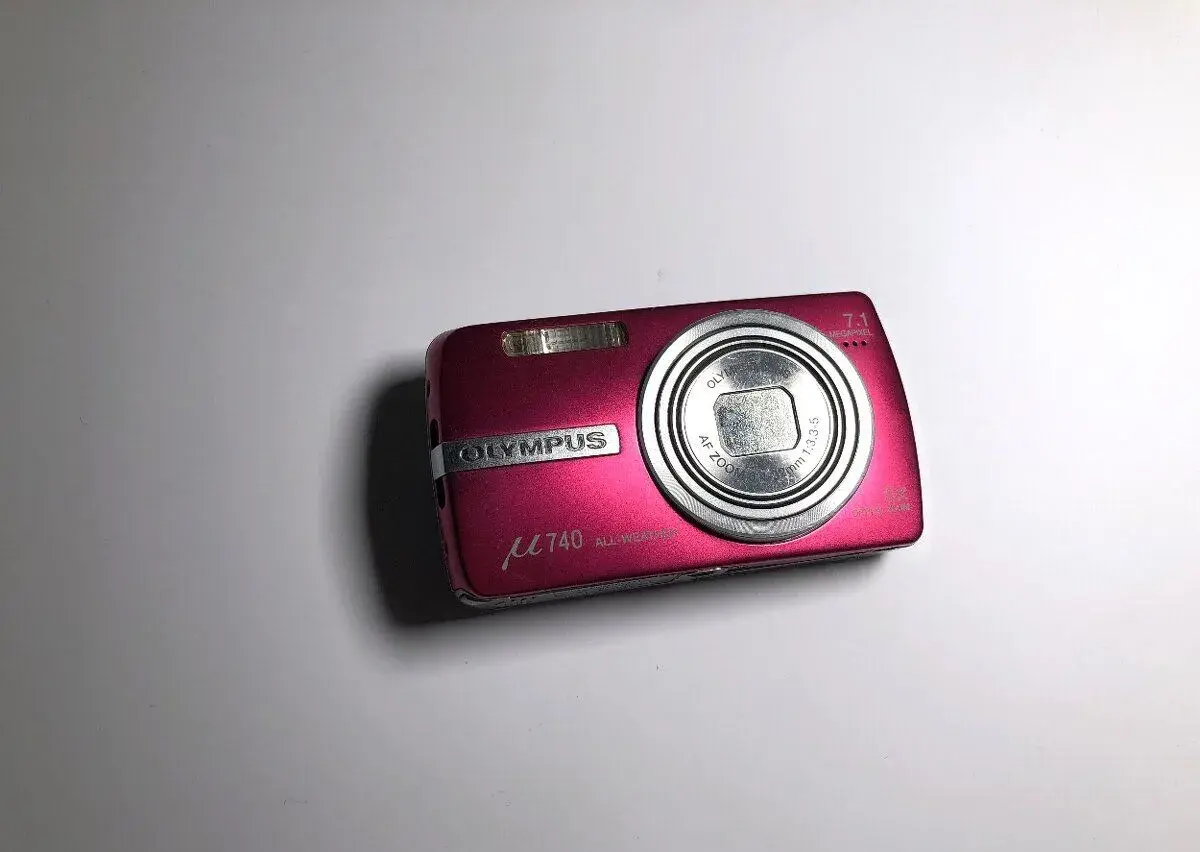 Olympus Mju 740 růžový
