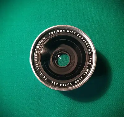 FUJINON EQUIV 135/28 mm Ø 49 mm WCL-X100