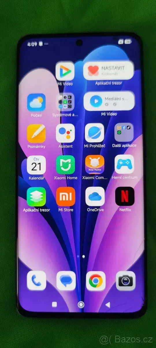 Xiaomi 12 až 16 gb RAM silný procesor 3,0 plně funkční