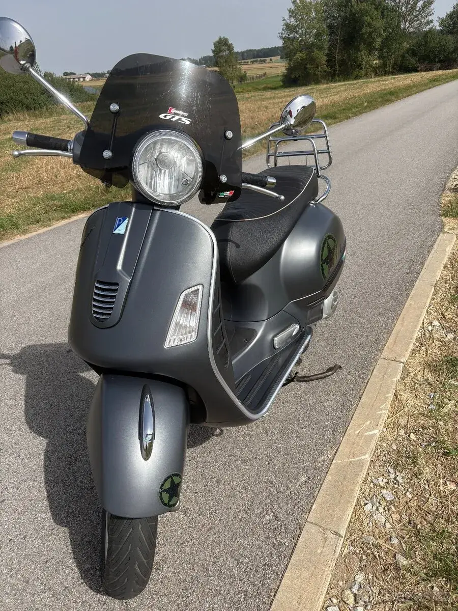 VESPA GTS 125i