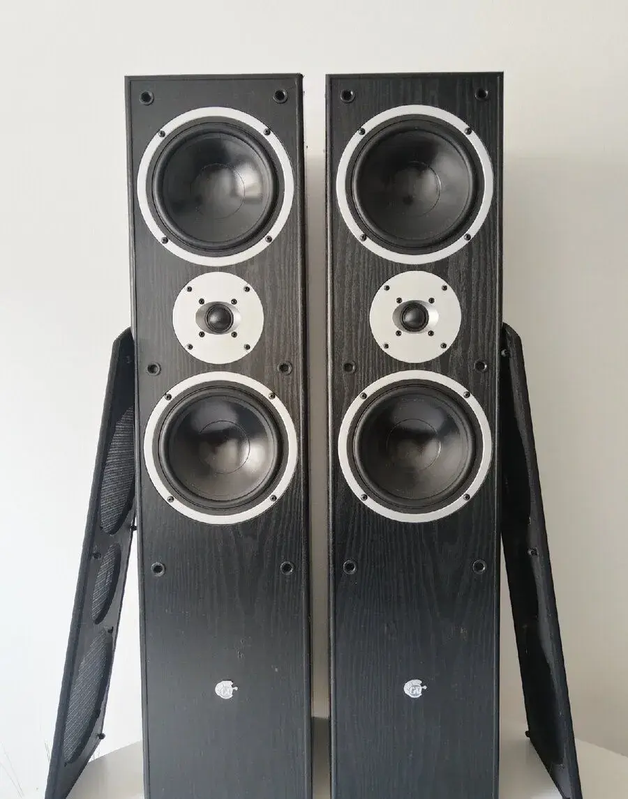 3-pásmové reproboxy Cat MBC 313 S