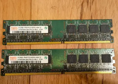 Operační paměť RAM DDR2 1024MB, 533MHz, 2x512MB