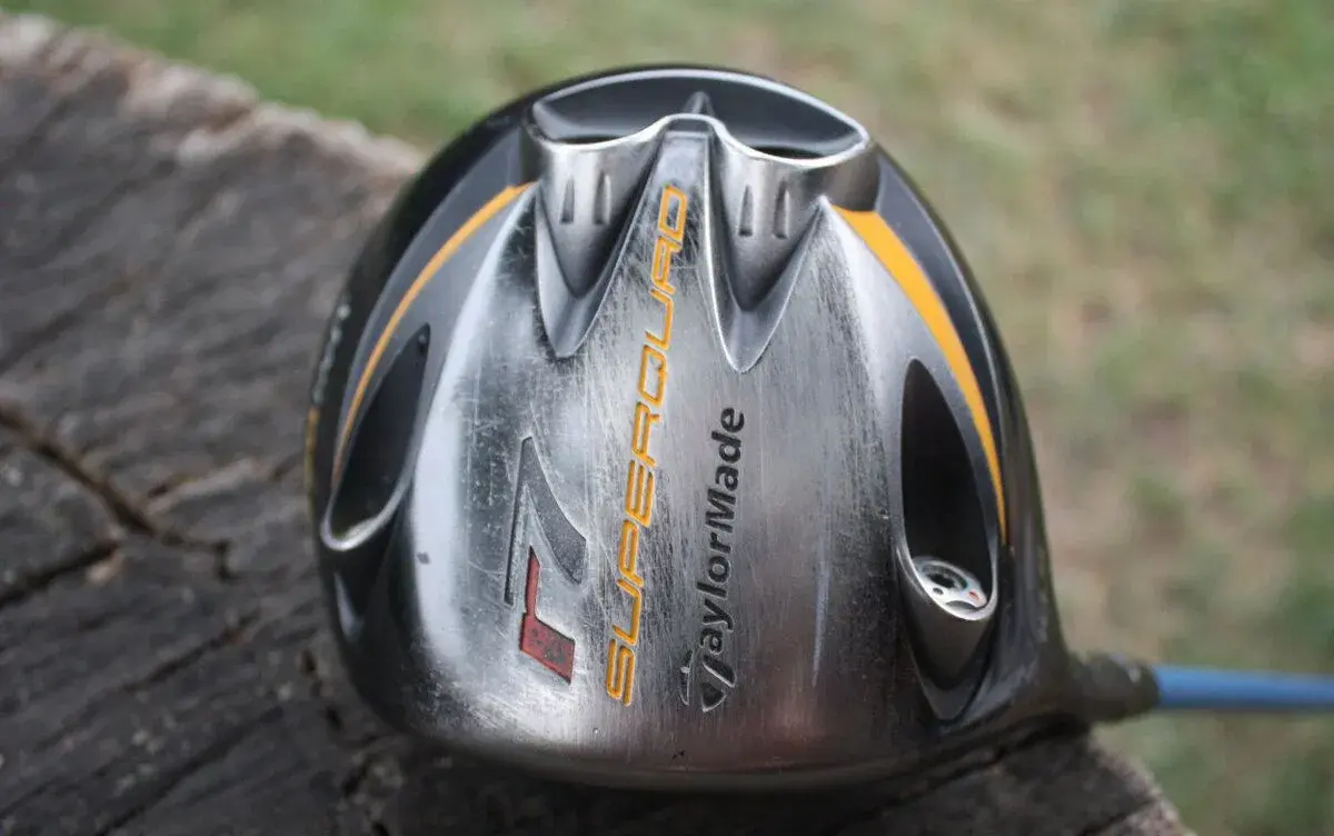 LEVÁCKÝ DRIVER TAYLORMADE SUPERQUAD 10,5°