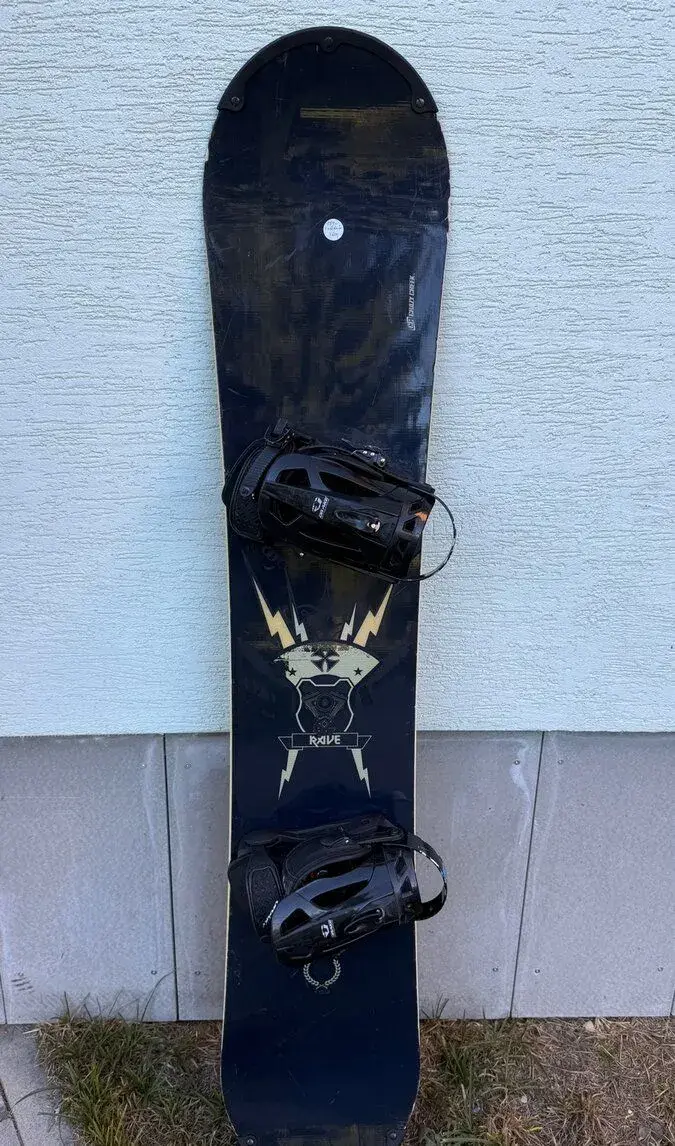 Snowboard CrazyCreek 159cm s vázáním Drake