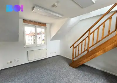 Pronájem kanceláře 57 m² Žerotínova, Praha - Žižkov