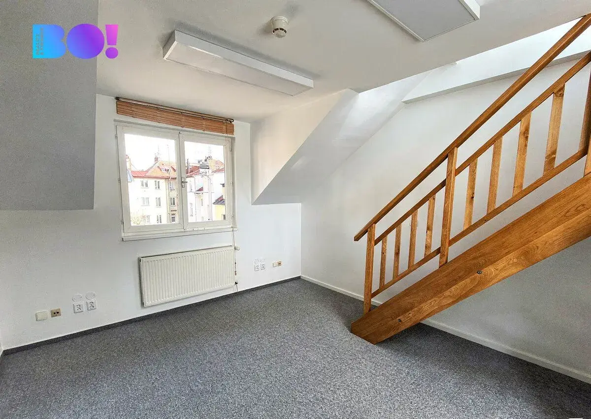 Pronájem kanceláře 57 m² Žerotínova, Praha - Žižkov