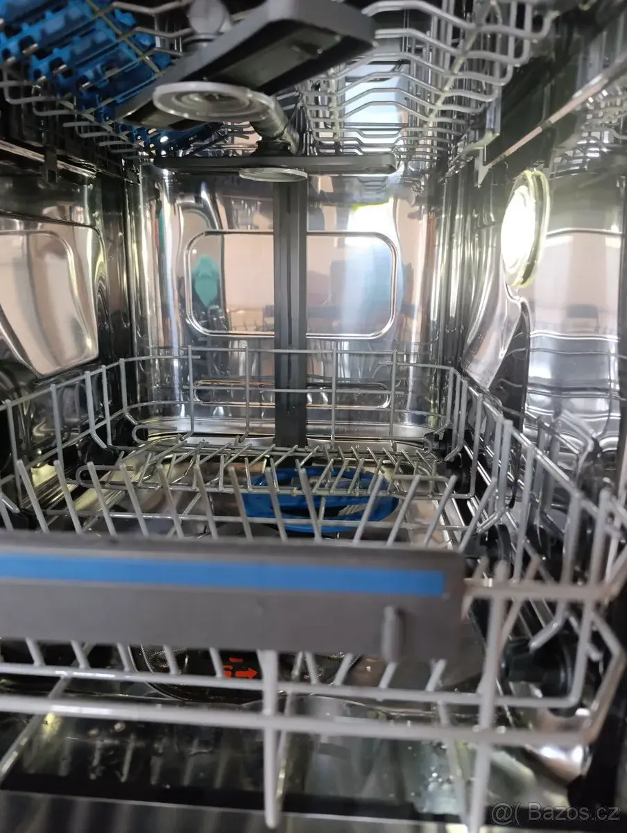 Myčka Electrolux