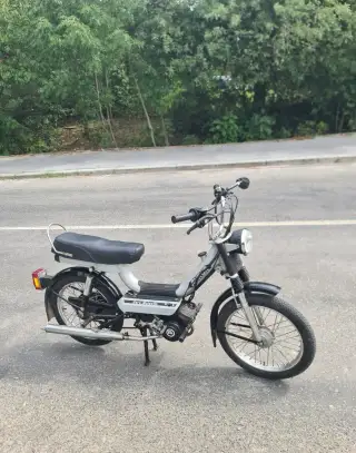 Moped Hero Majestick v top stavu s kartičkou