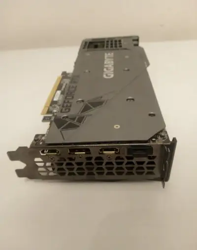 GIGABYTE GeForce RTX 3070 GAMING OC 8G