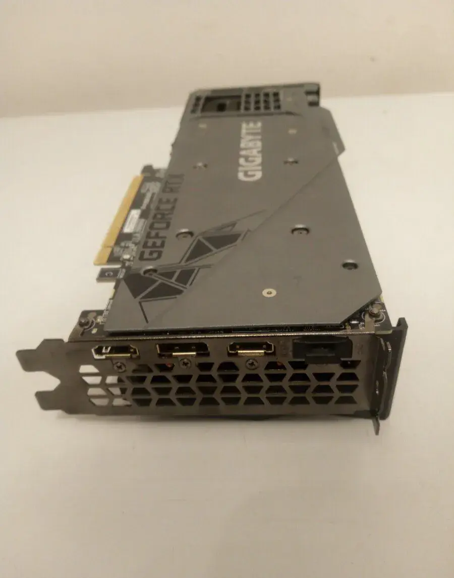 GIGABYTE GeForce RTX 3070 GAMING OC 8G