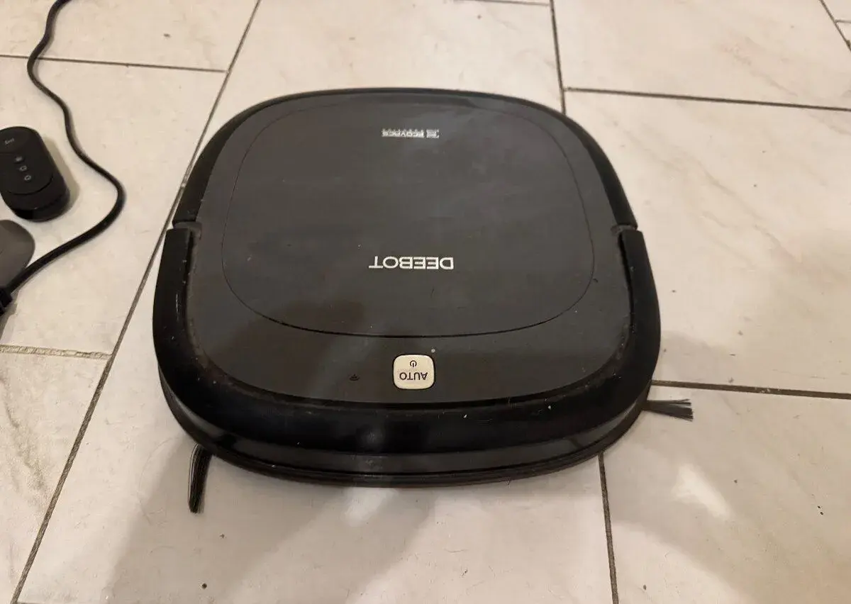 robotický vysavač Ecovacs Deebot Slim 2