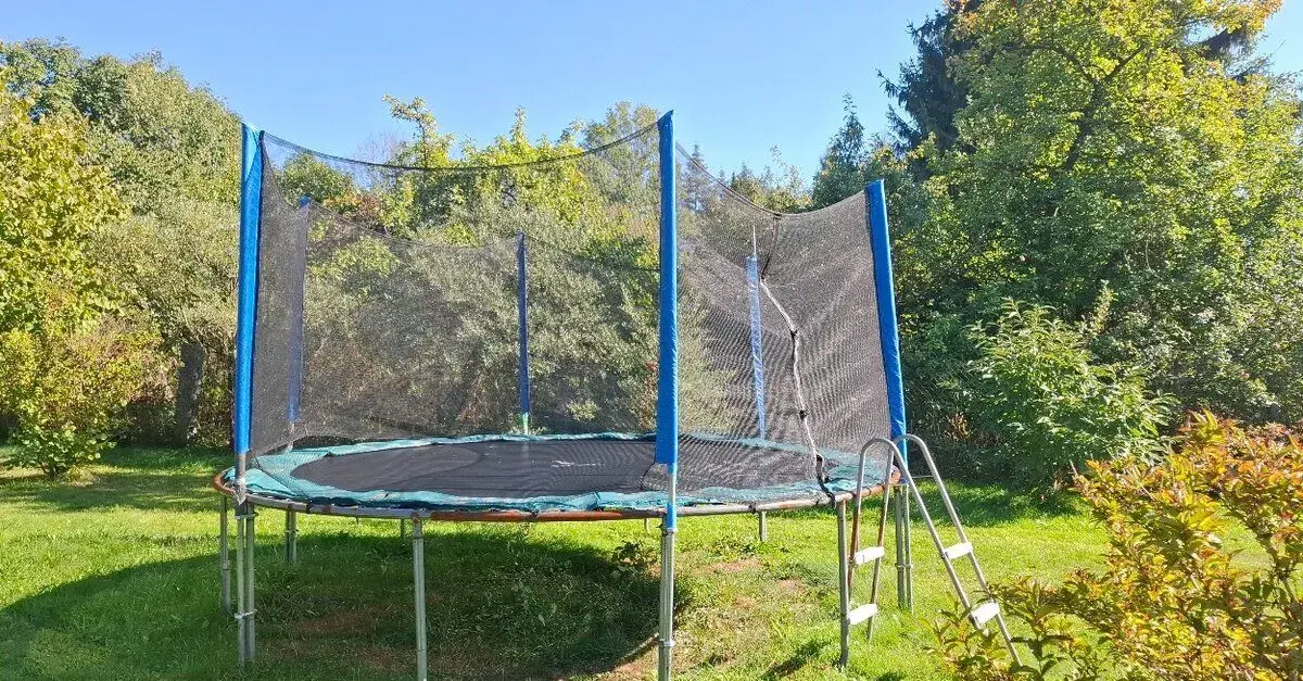Trampolína