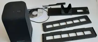 Scanner diapozitivů a negativů