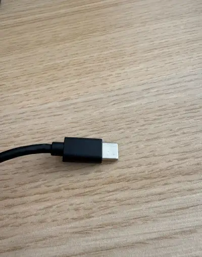 61W USB-C adaptér