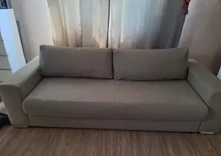 Rozkladaci pohovka