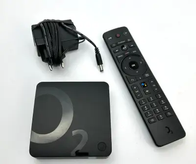 Oneplay tv box nejnovější generace, komplet balení