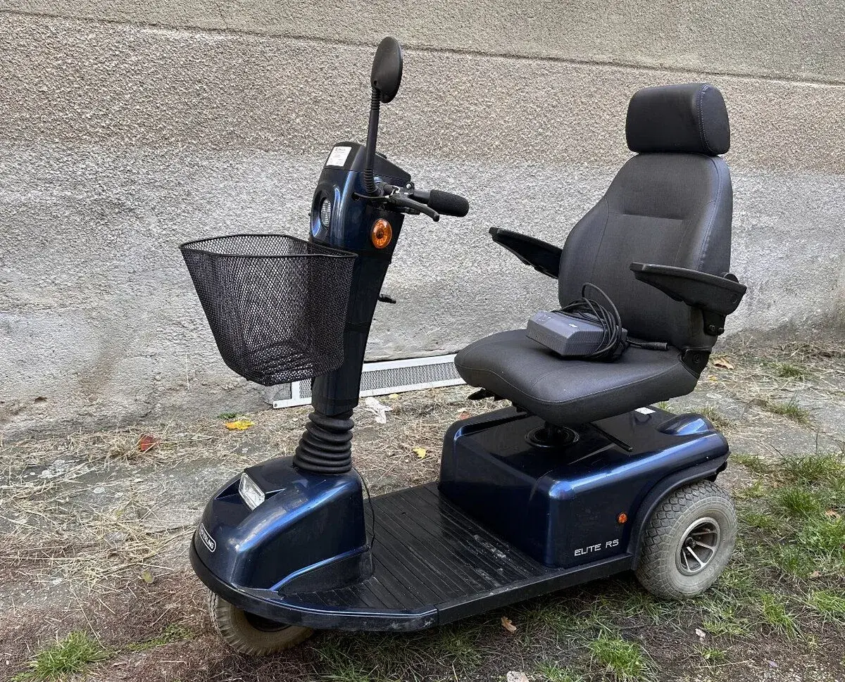 Elektrická tříkolka - vozík STERLING ELITE RS