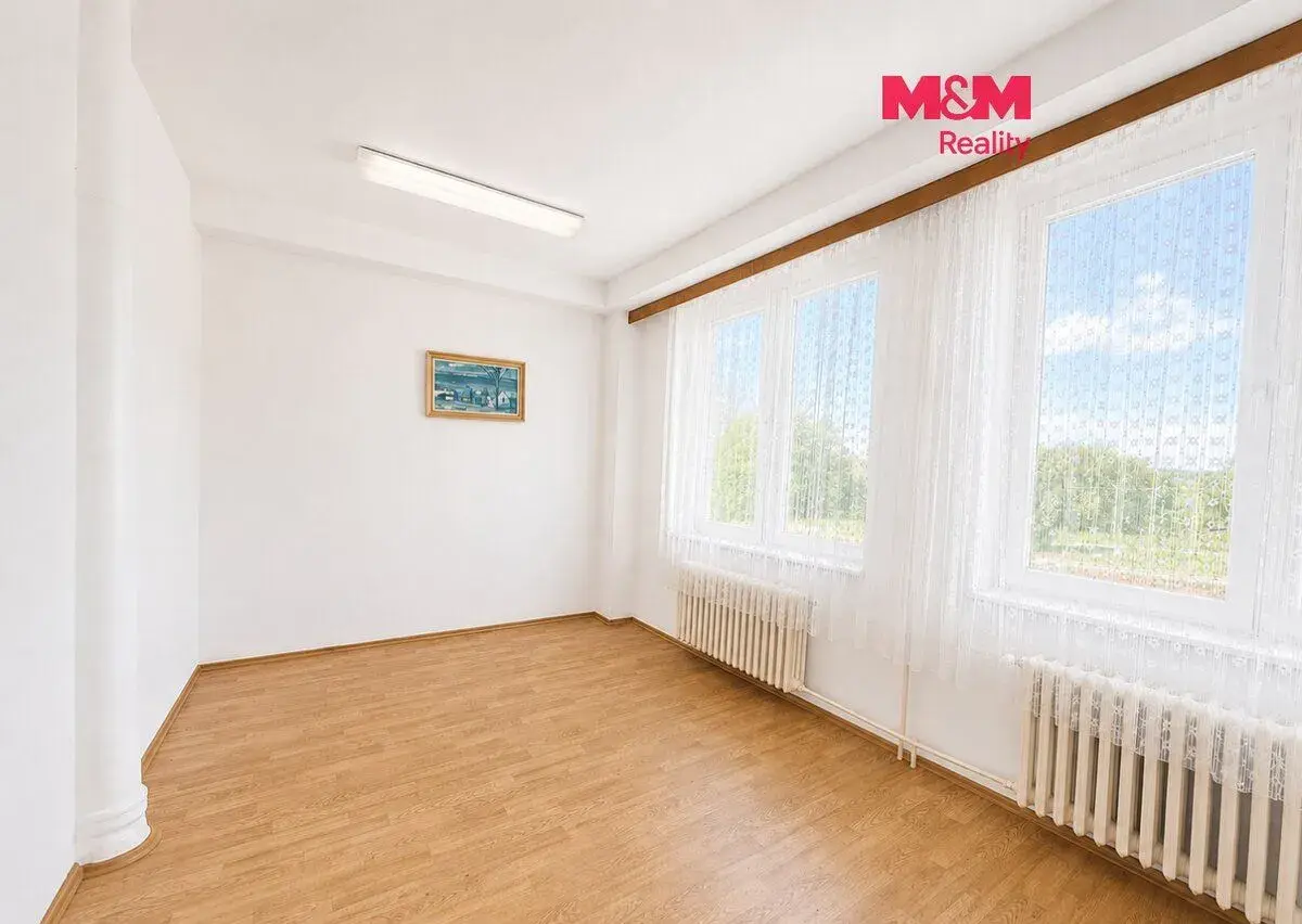 Pronájem kancelářského prostoru, Leština u Světlé