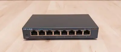 8-port gigabit switch TP-LINK TL-SG108