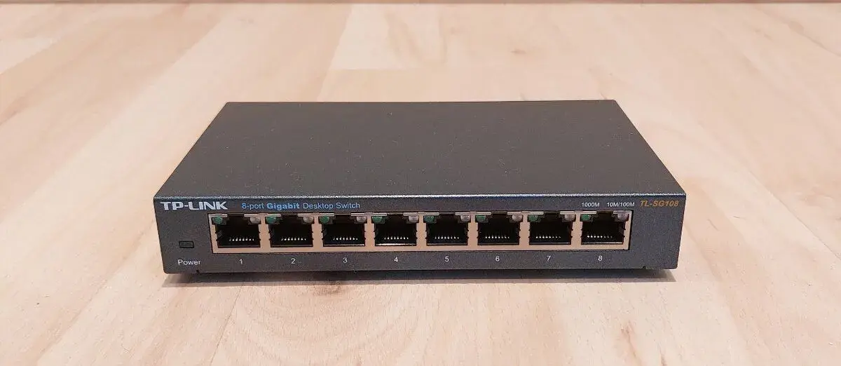 8-port gigabit switch TP-LINK TL-SG108