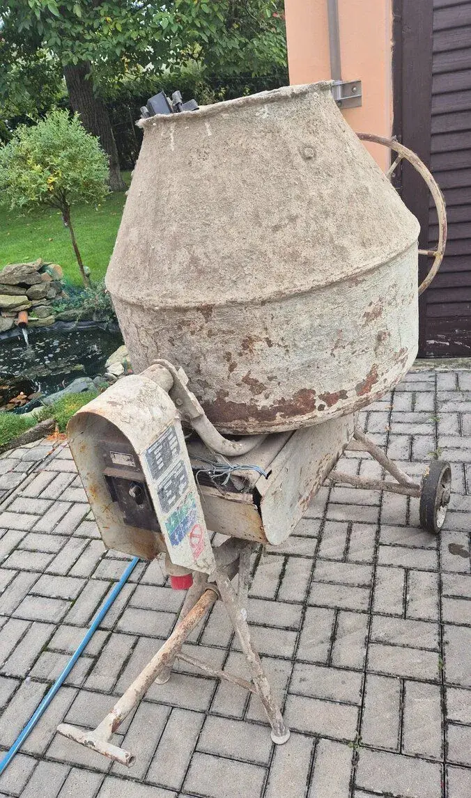 prodej stavebni michacka