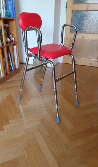 Židle barová výškově stavitelná