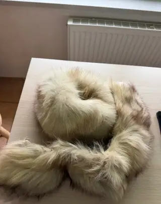 Retro dámská kožešinová čepice a límec