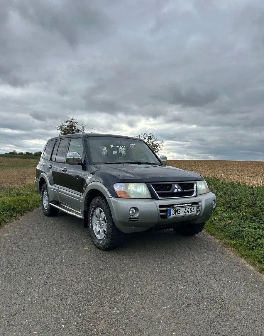Mitsubishi Pajero – 2004