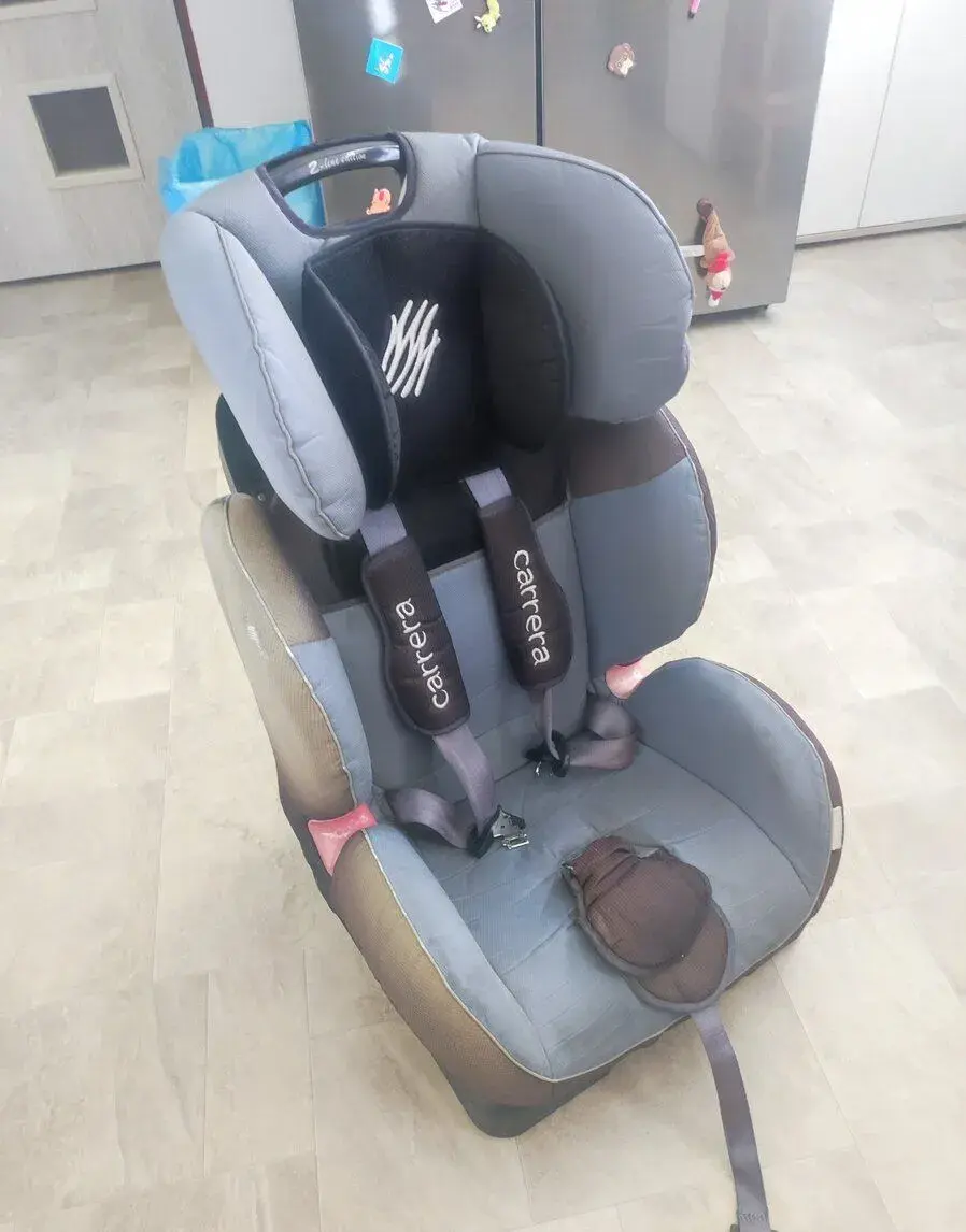 Autosedačka zn. CARRERA 9-18kg