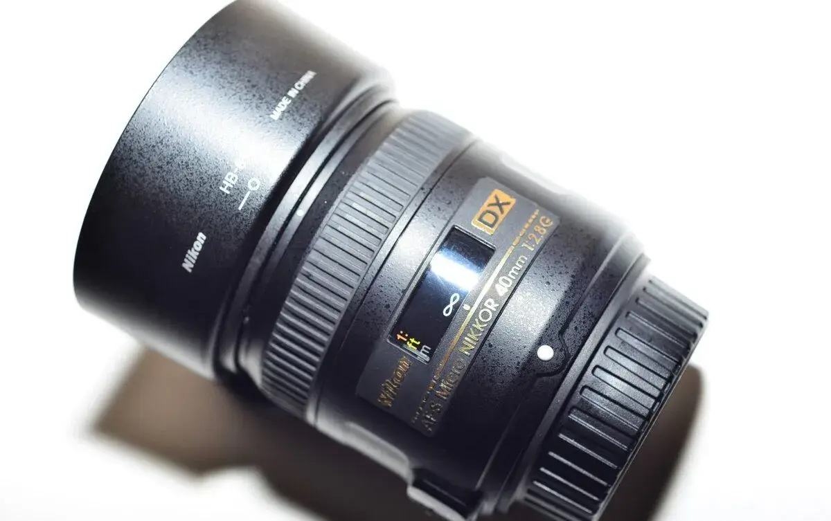 Nikon AF-S 40 mm f/2,8G DX Micro Nikkor