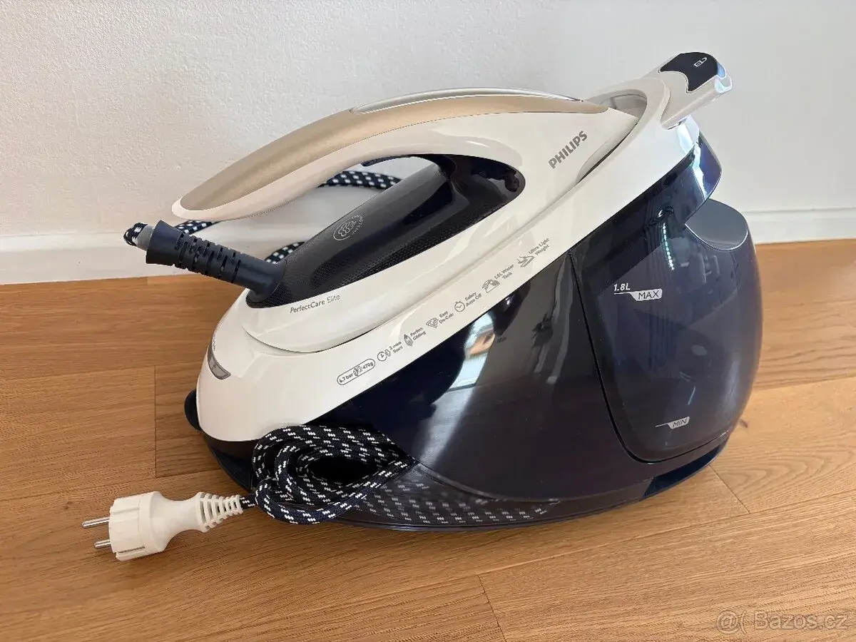 Žehlička / parní generátor Philips GC9630/20