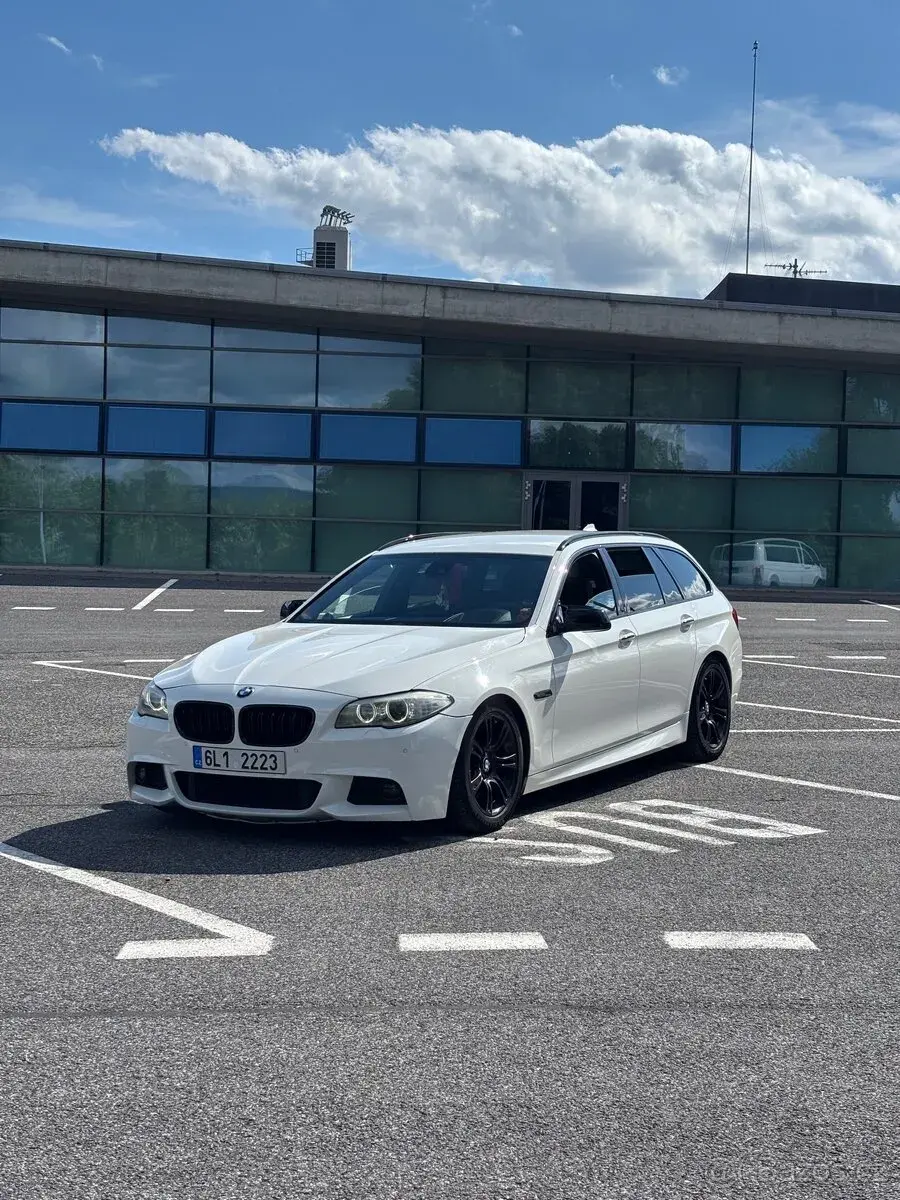 BMW F11 – 2011