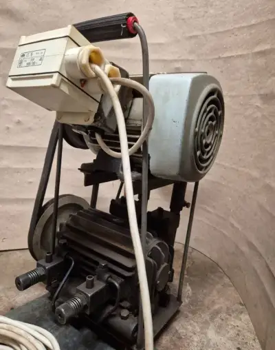 Vývěva + elektromotor 1,1kW